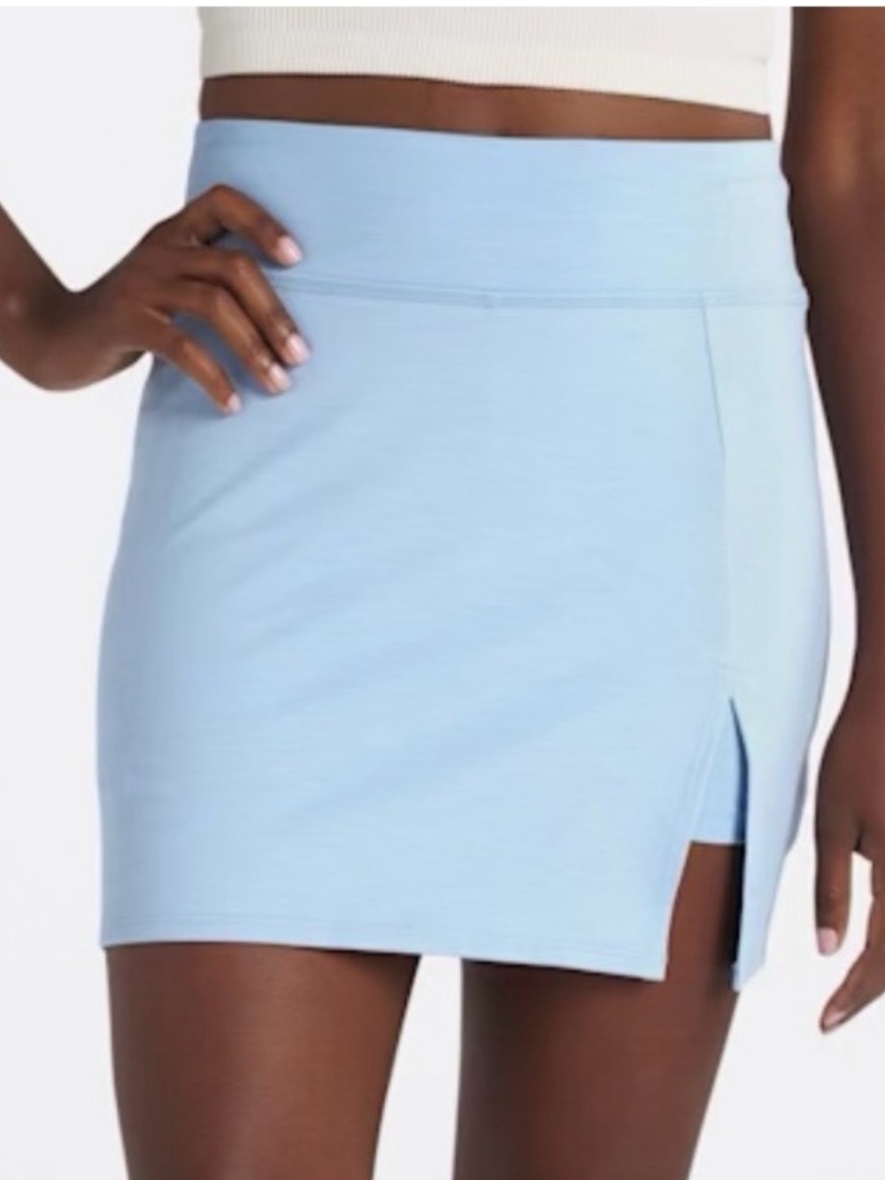 Beyond Yoga Ladies NWT Heather Rio Hold Court Skirt in Light Blue. Medium.